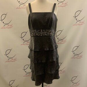 R&M Richards. Size 10. Lined Tiered Organza Beaded Embroidered Party Dress B32